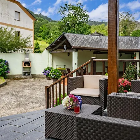 Maseda 1 Holiday home Villayon